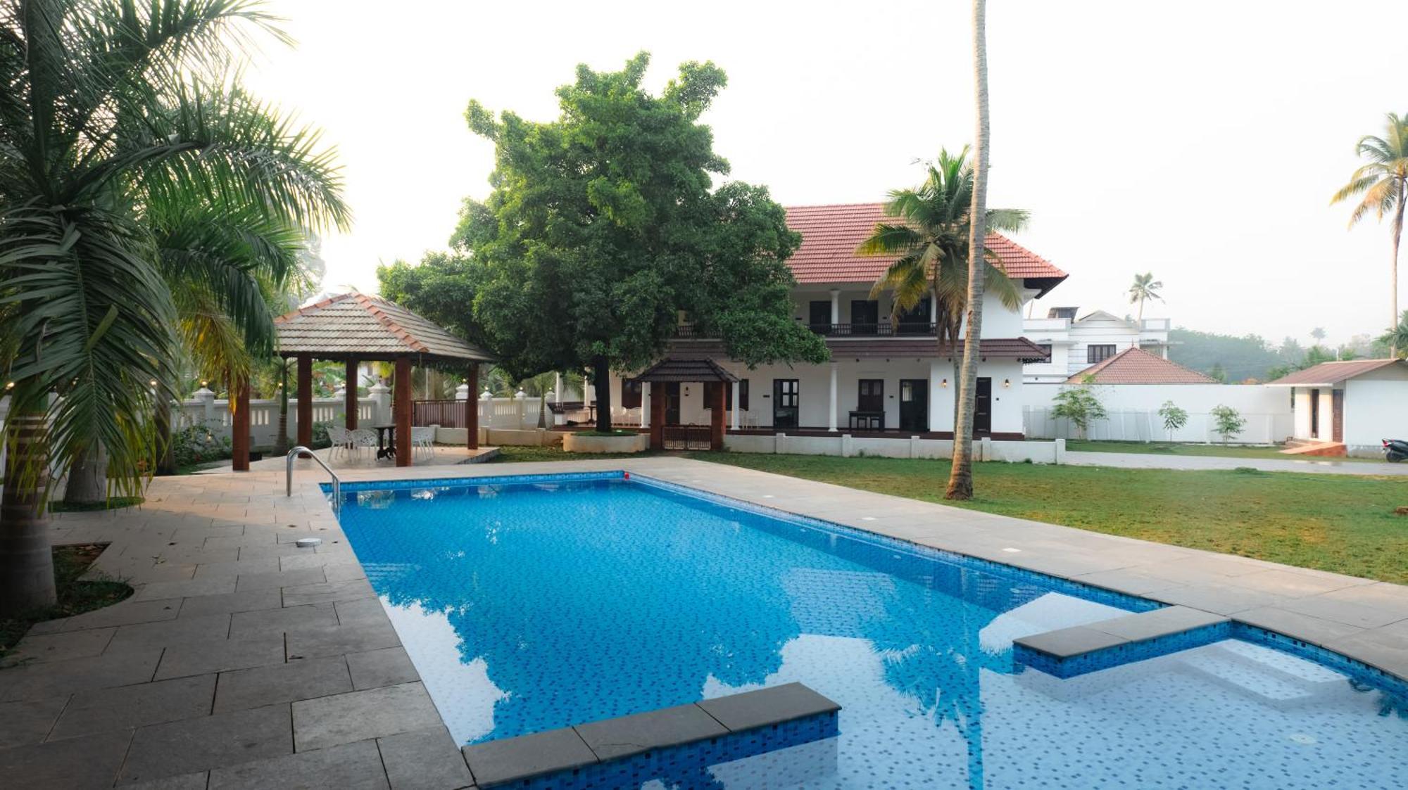 Tamarind Heritage Holiday Home Angamali Buitenkant foto