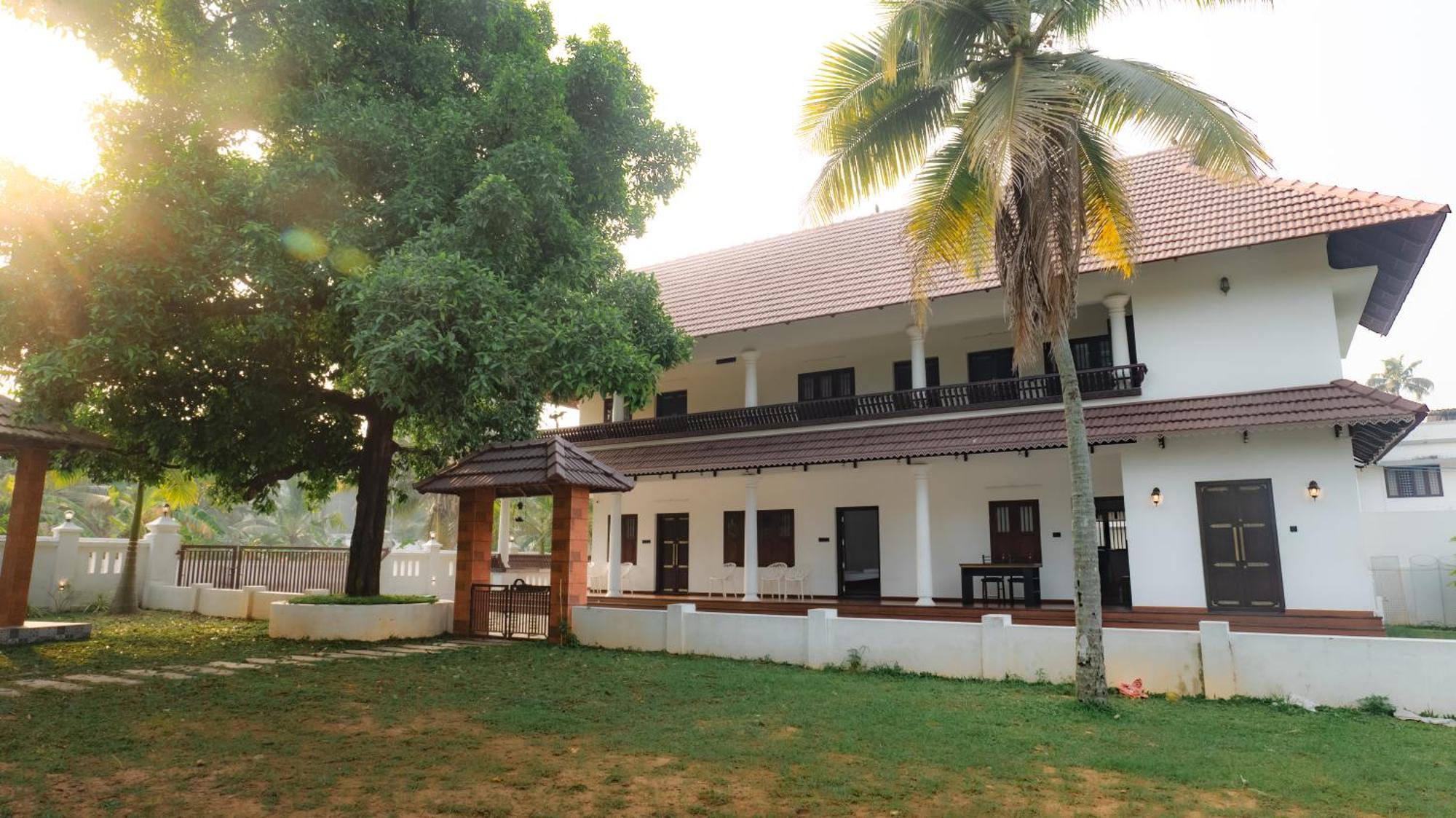 Tamarind Heritage Holiday Home Angamali Buitenkant foto