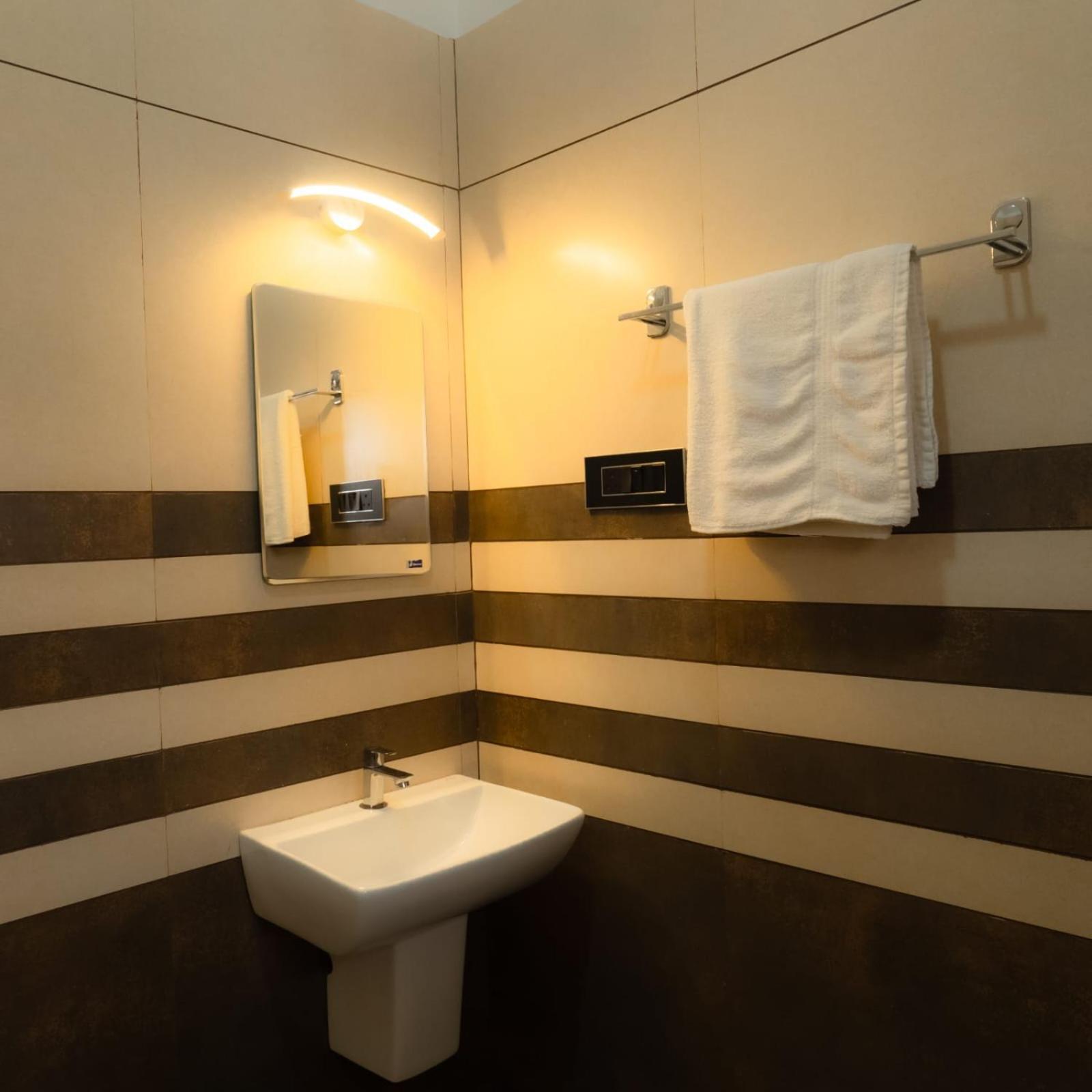 Tamarind Heritage Holiday Home Angamali Buitenkant foto